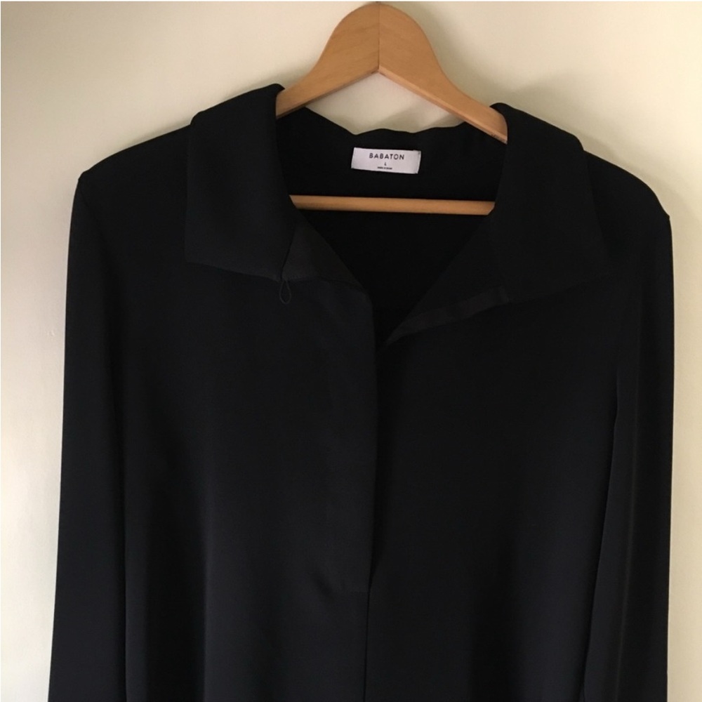 Aritzia - Babaton Black Blouse